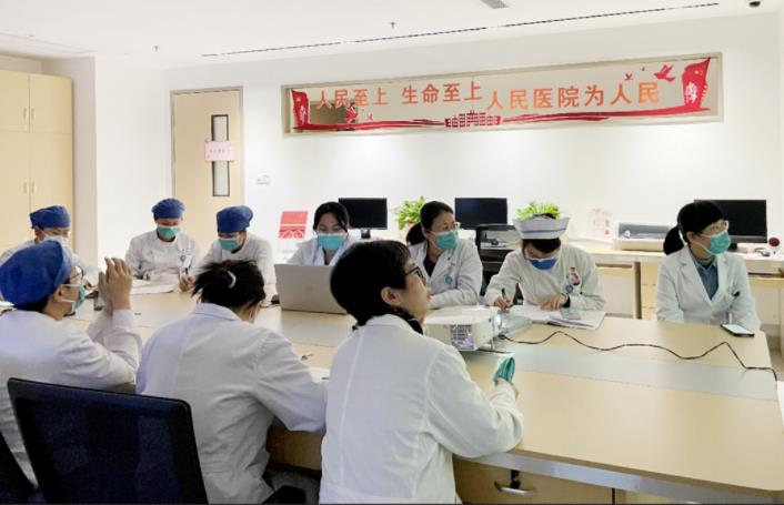 老虎机app
（自治区人民医院东院）产科开展专业培训活动