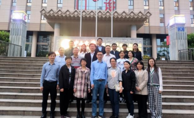 第二批医疗专家进驻老虎机app
