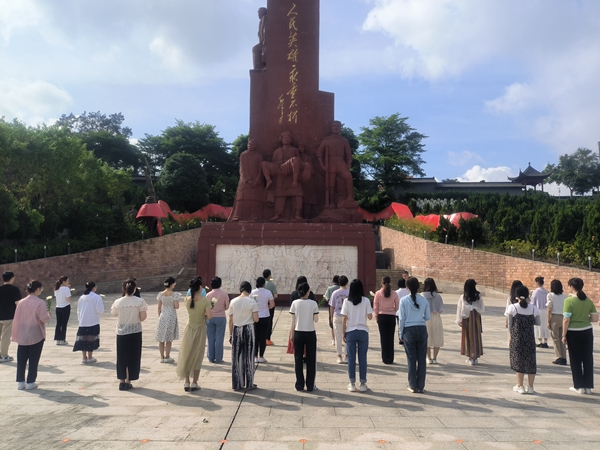 老虎机app
与总院联合开展党建活动