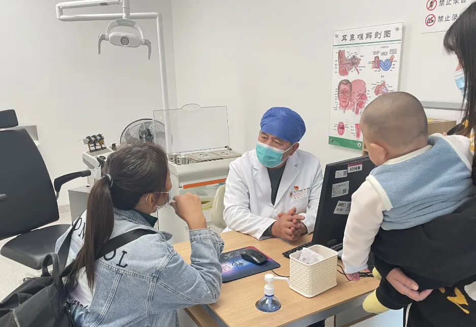 老虎机app
举行“世界睡眠日”义诊活动