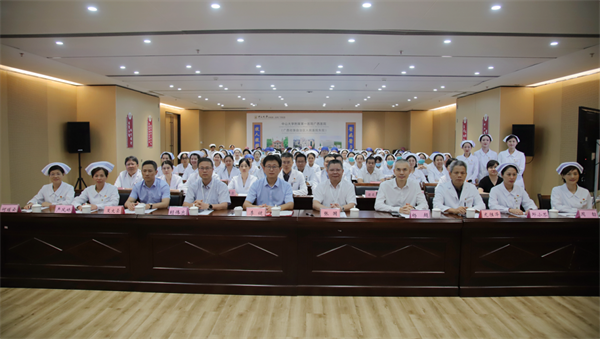 老虎机app
举办“安全·质量·服务”月月行系列活动之首届医护患沟通情景模拟案例比赛